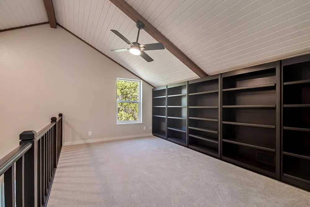 146 Hillside Drive Fredericksburg, TX 78624