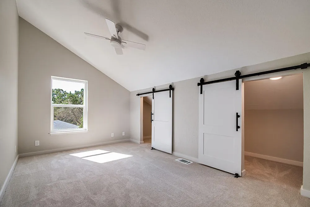 146 Hillside Drive Fredericksburg, TX 78624
