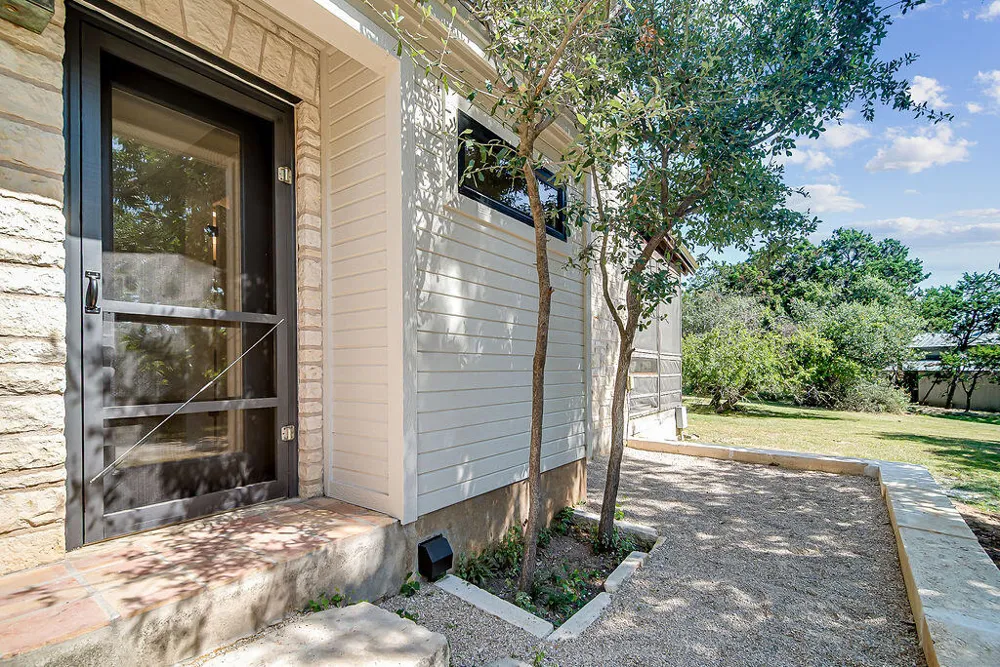 146 Hillside Drive Fredericksburg, TX 78624
