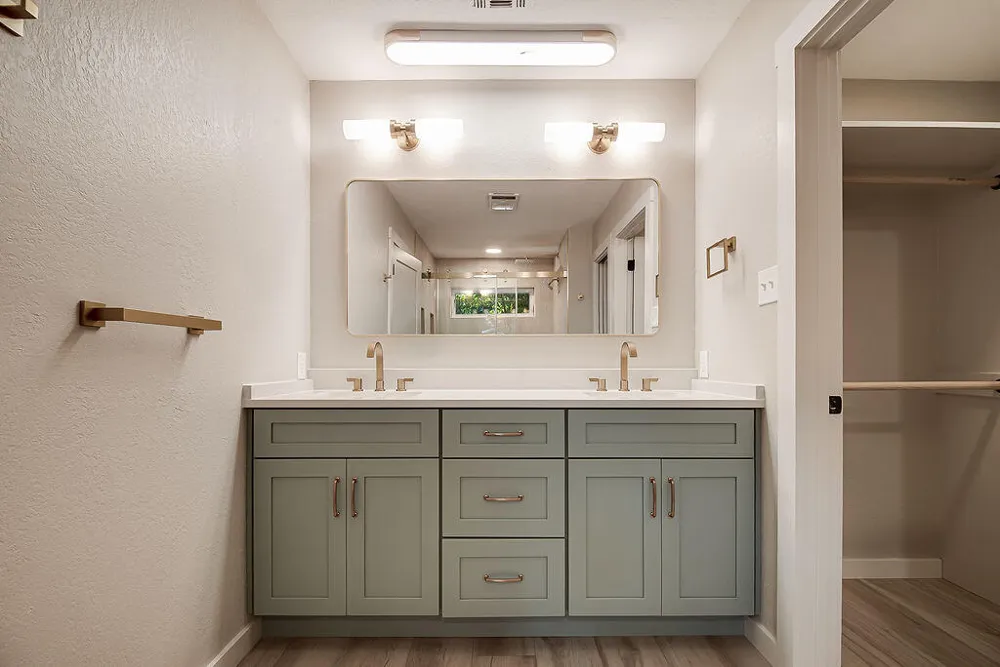 146 Hillside Drive Fredericksburg, TX 78624