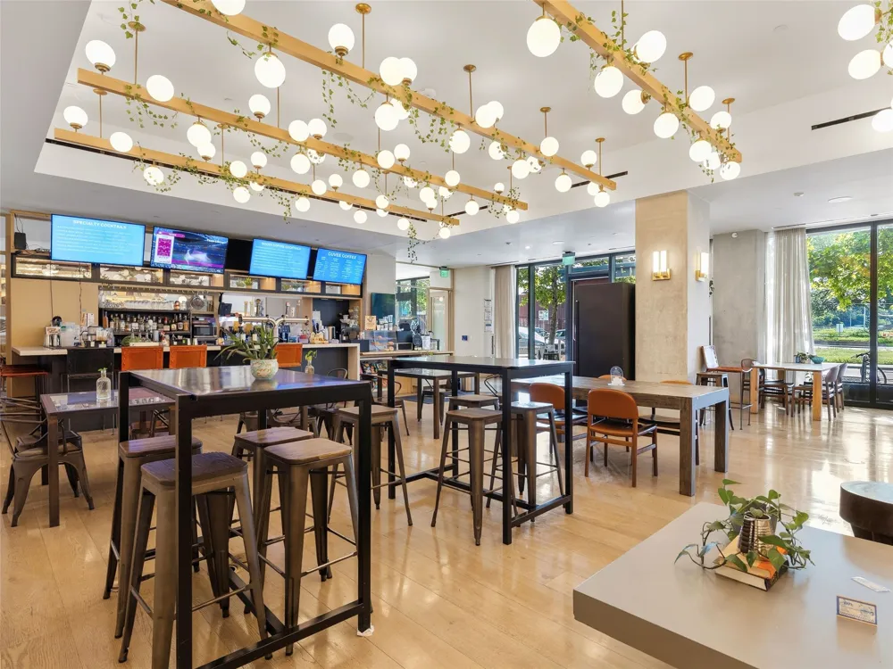 48 East Avenue #2011 Austin, TX 78701