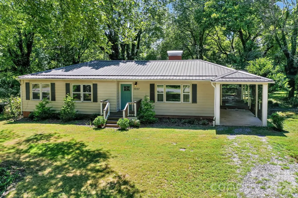 7257 Sherrills Ford Road Sherrills Ford, NC 28673