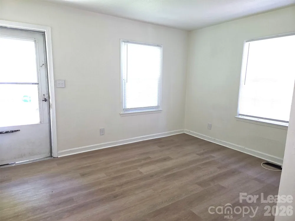 2831 Willow Street #2 Charlotte, NC 28208