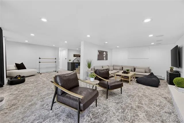 6 Pourtales Road Colorado Springs, CO 80906