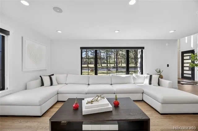 6 Pourtales Road Colorado Springs, CO 80906