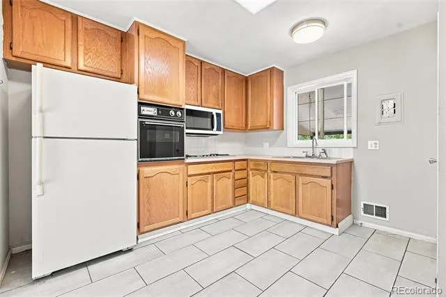 1476 E 111th Place Denver, CO 80233