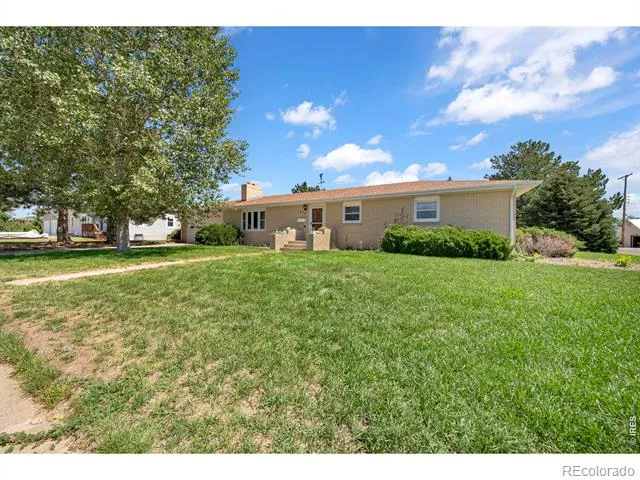 602 Grand Avenue Akron, CO 80720
