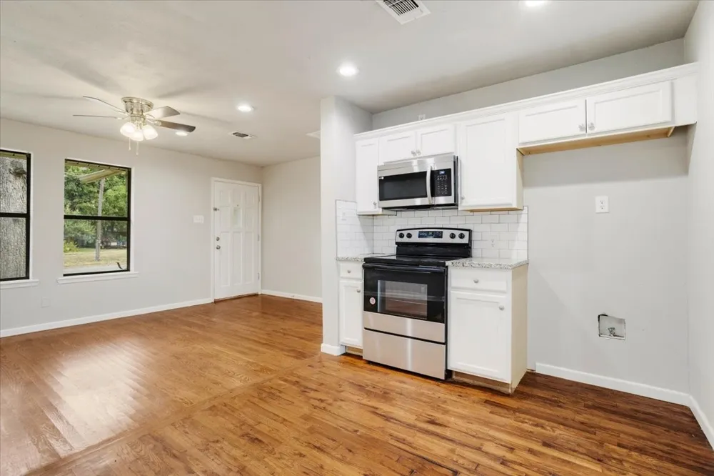 1310 W Laurel Street Sherman, TX 75092
