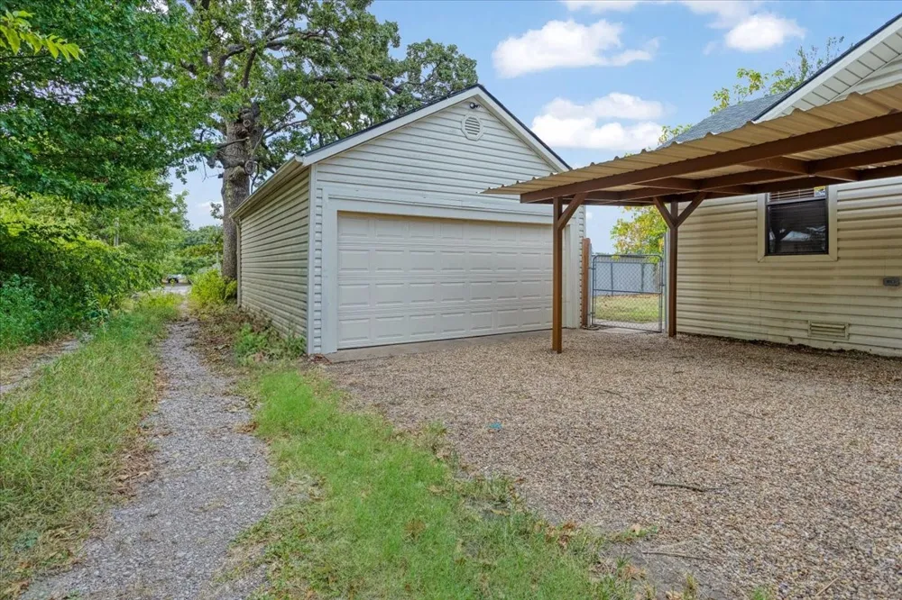 1310 W Laurel Street Sherman, TX 75092