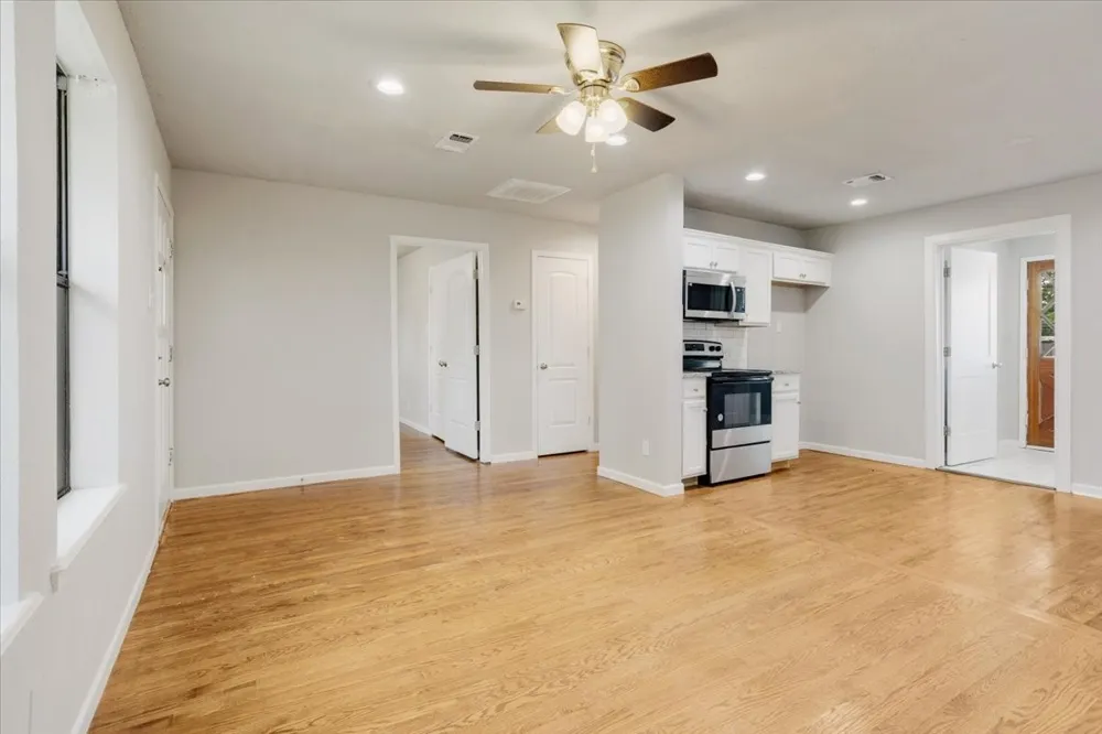 1310 W Laurel Street Sherman, TX 75092