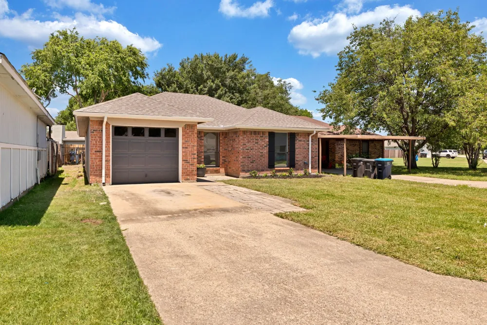 11320 Golden Triangle Circle Fort Worth, TX 76244