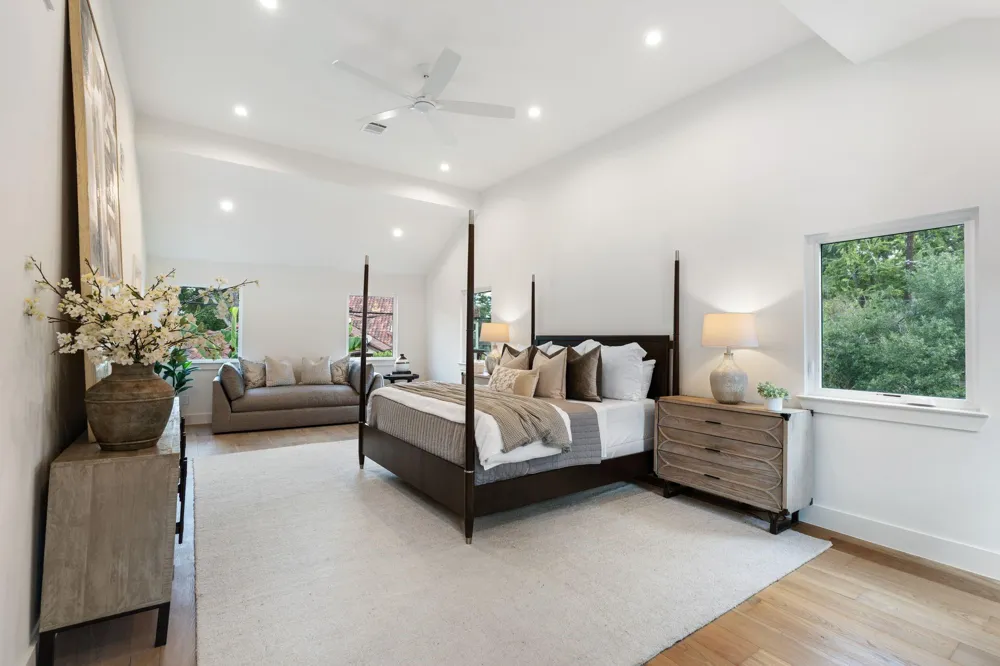 814 Azalea Street Houston, TX 77018