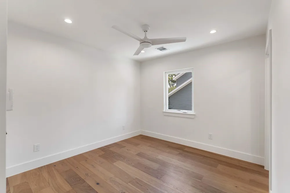 814 Azalea Street Houston, TX 77018