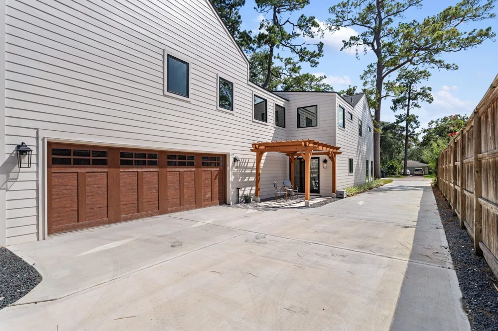 814 Azalea Street Houston, TX 77018