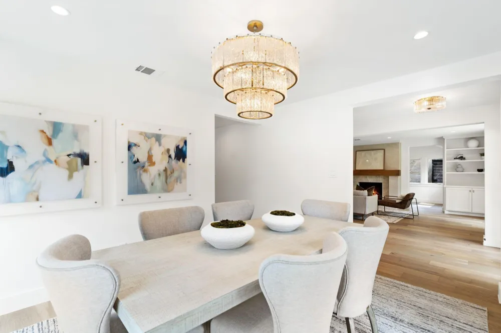 814 Azalea Street Houston, TX 77018