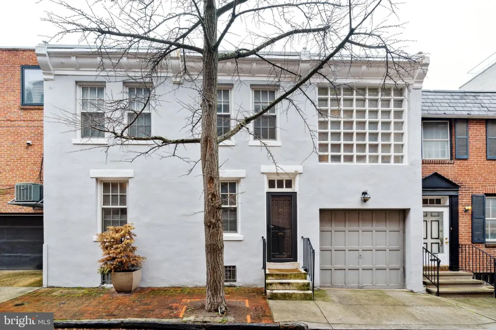 2518 PANAMA STREET Philadelphia, PA 19103