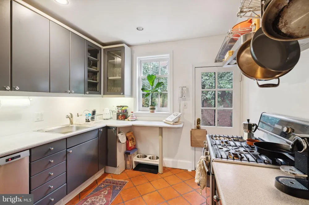 2518 PANAMA STREET Philadelphia, PA 19103