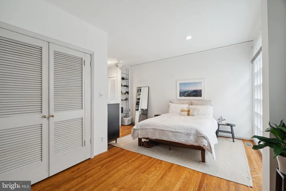 2518 PANAMA STREET Philadelphia, PA 19103