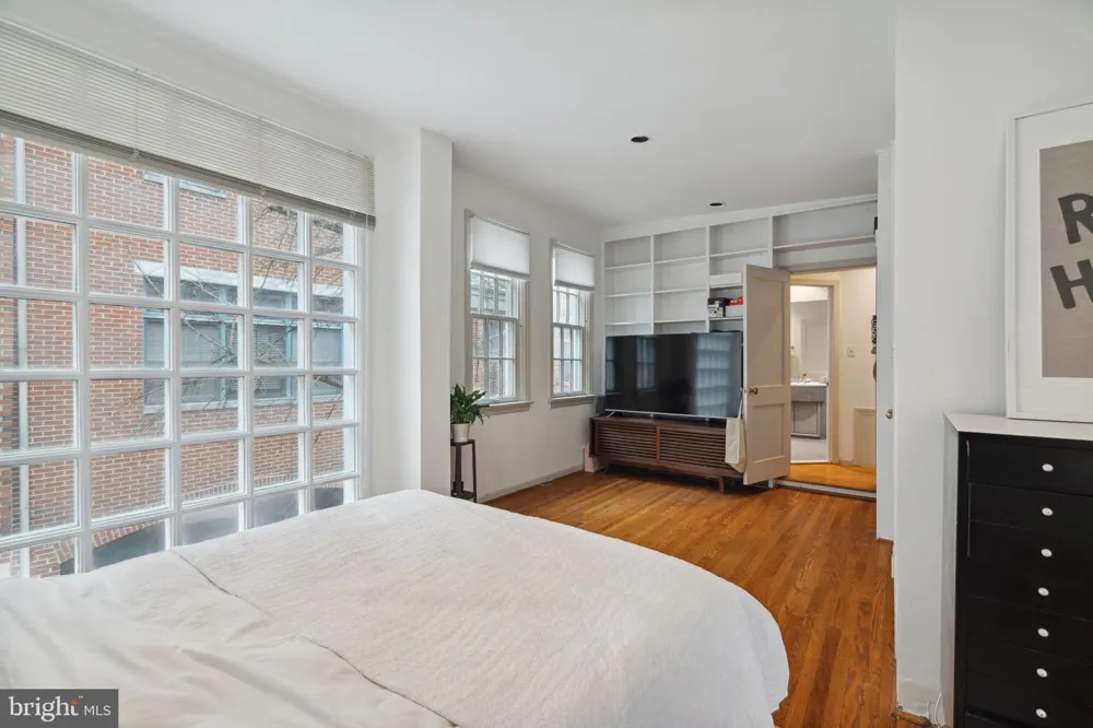 2518 PANAMA STREET Philadelphia, PA 19103