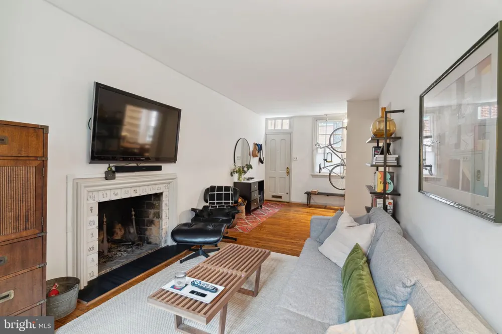 2518 PANAMA STREET Philadelphia, PA 19103