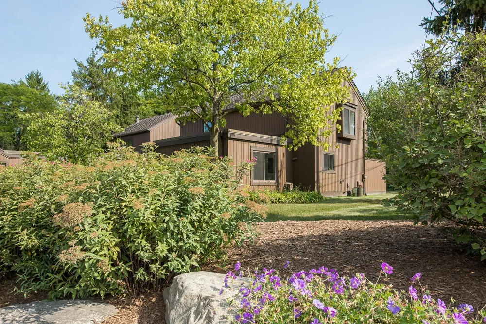 1 Westbury Court Ann Arbor, MI 48105