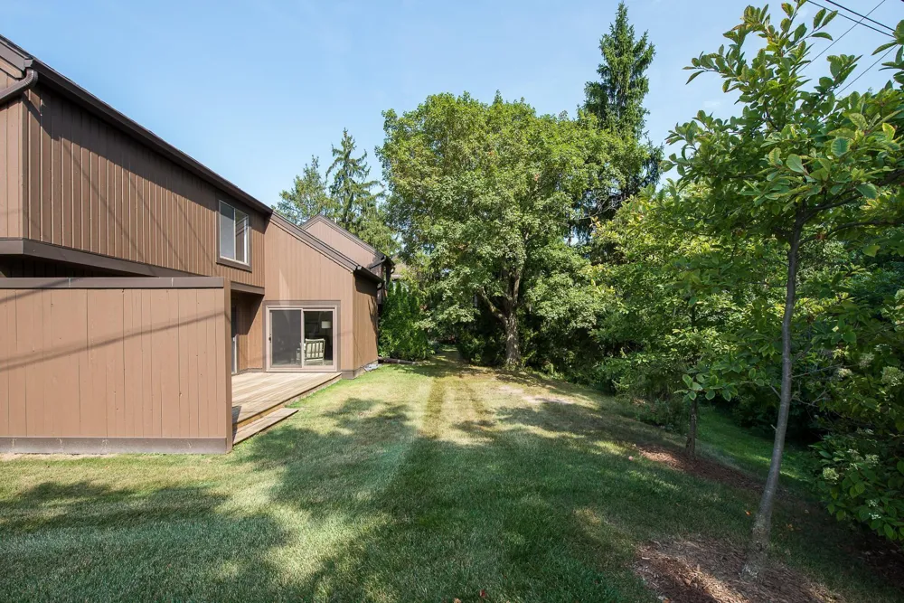 1 Westbury Court Ann Arbor, MI 48105