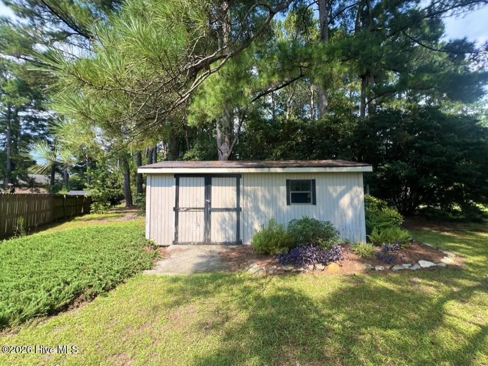 2203 Acorn Circle Kinston, NC 28504