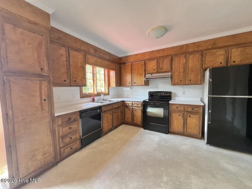 2203 Acorn Circle Kinston, NC 28504