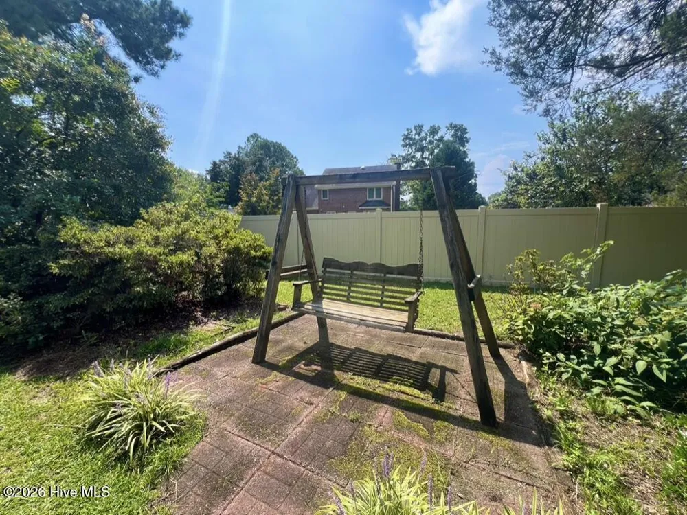 2203 Acorn Circle Kinston, NC 28504