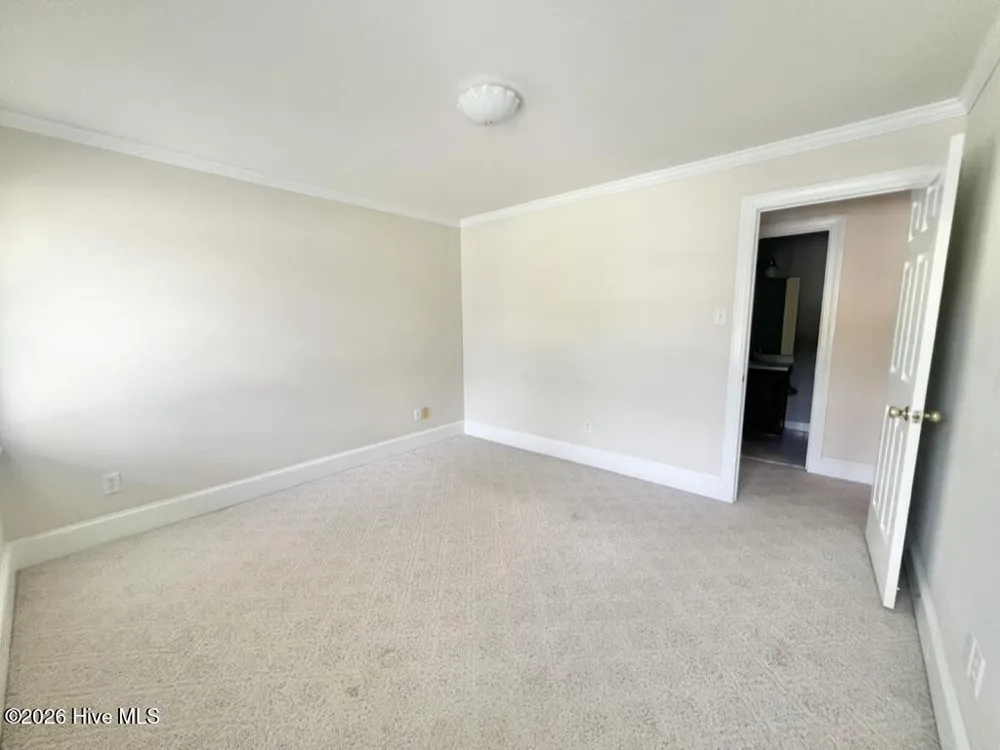 2203 Acorn Circle Kinston, NC 28504