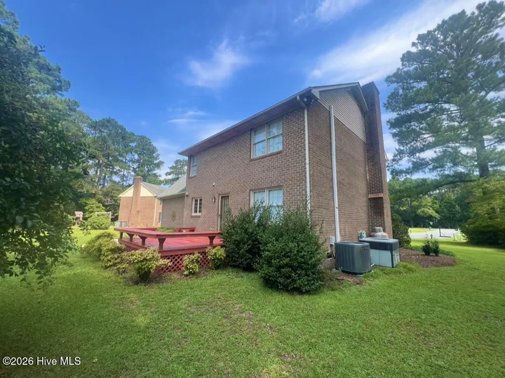 2203 Acorn Circle Kinston, NC 28504