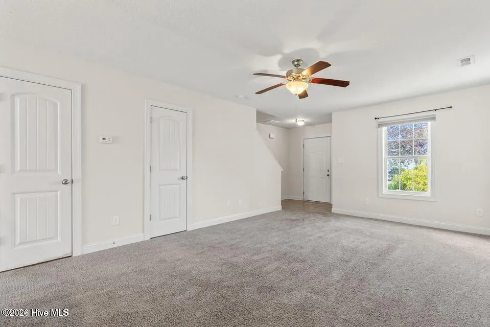 125 W Murrow Lane Jacksonville, NC 28546