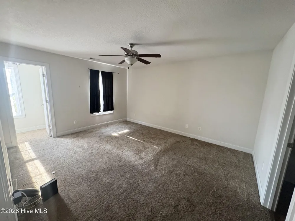 125 W Murrow Lane Jacksonville, NC 28546