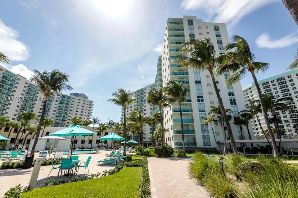 3801 S Ocean Dr #5A Hollywood, FL 33019