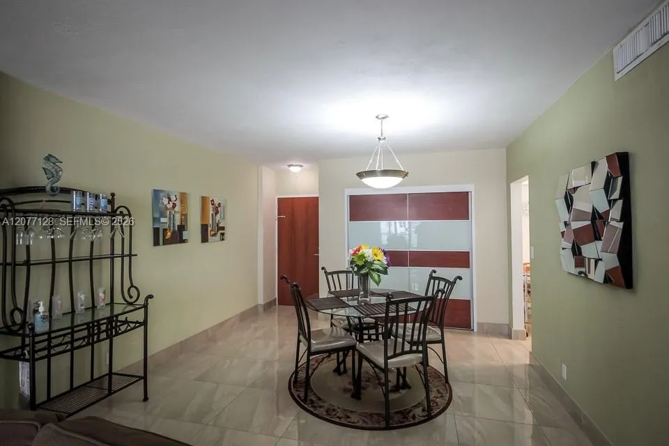 3801 S Ocean Dr #5A Hollywood, FL 33019