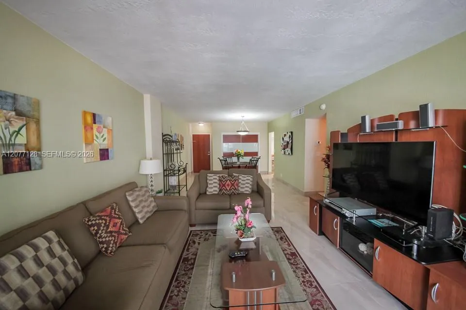 3801 S Ocean Dr #5A Hollywood, FL 33019