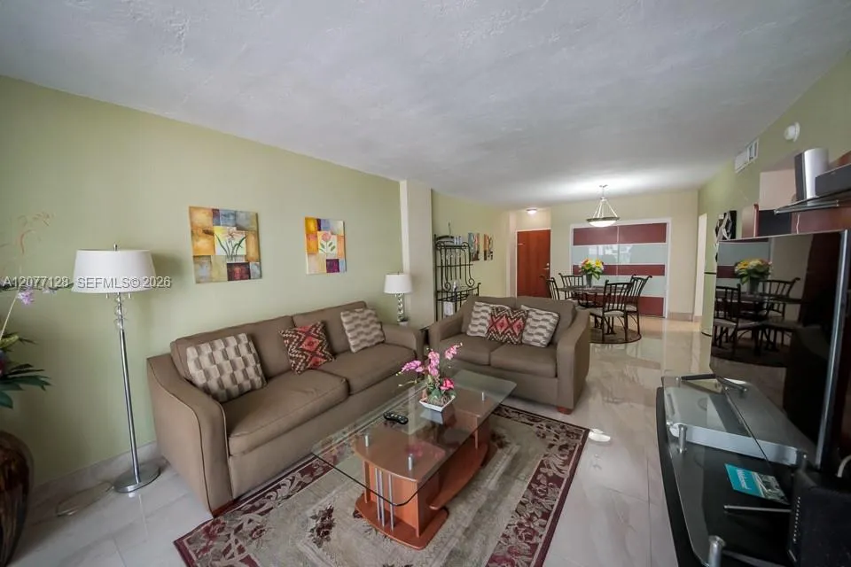 3801 S Ocean Dr #5A Hollywood, FL 33019