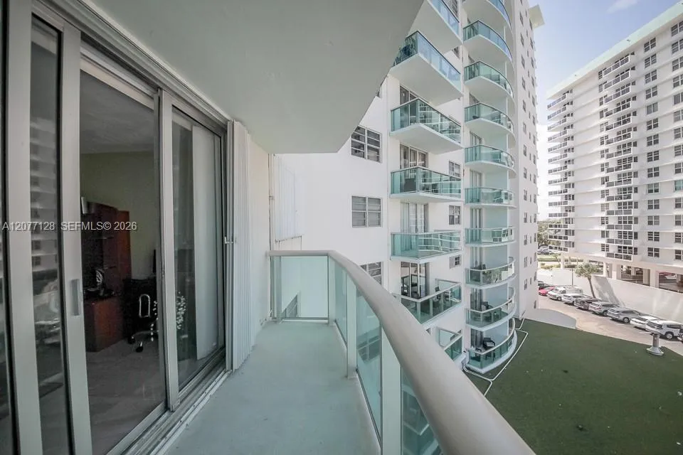 3801 S Ocean Dr #5A Hollywood, FL 33019