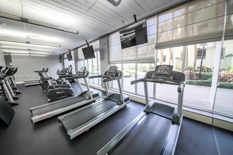3801 S Ocean Dr #5A Hollywood, FL 33019