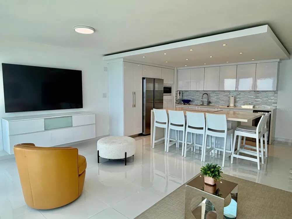 4745 ISLA VERDE AVENUE #17F Carolina, PR 00979