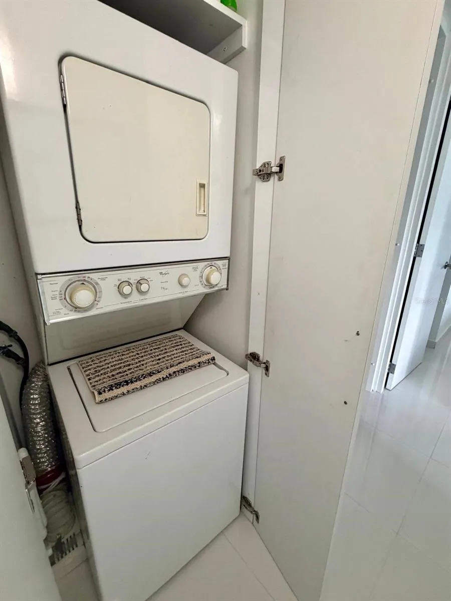 4745 ISLA VERDE AVENUE #17F Carolina, PR 00979