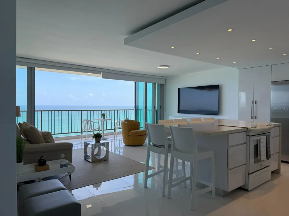 4745 ISLA VERDE AVENUE #17F Carolina, PR 00979