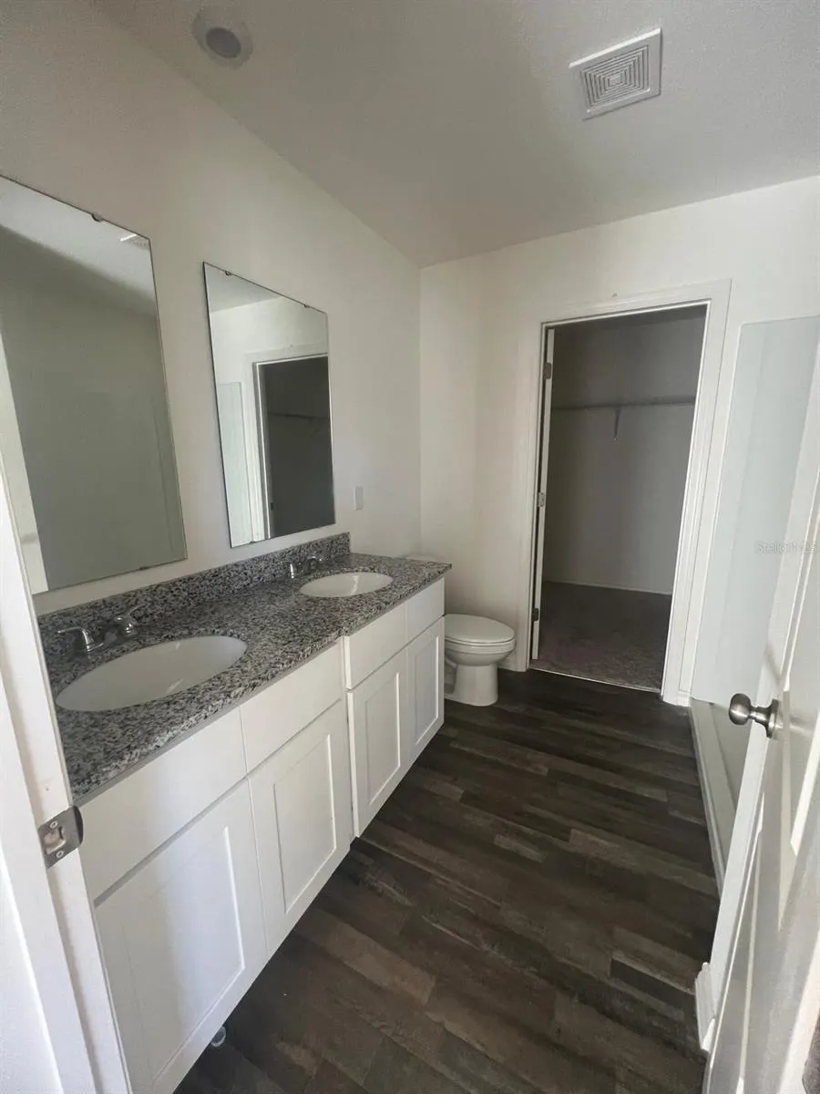 1926 GOLDEN BEAK DRIVE Eagle Lake, FL 33839