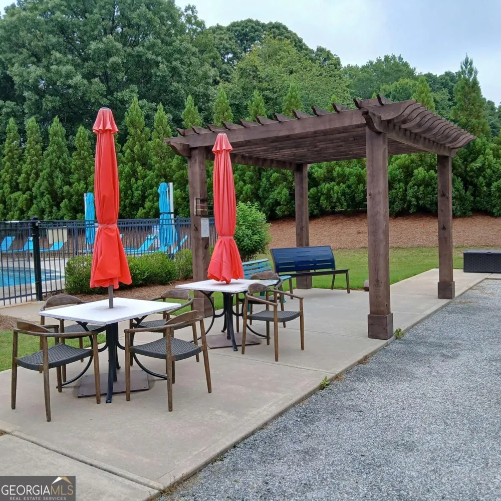 105 Sheridan DR Woodstock, GA 30189