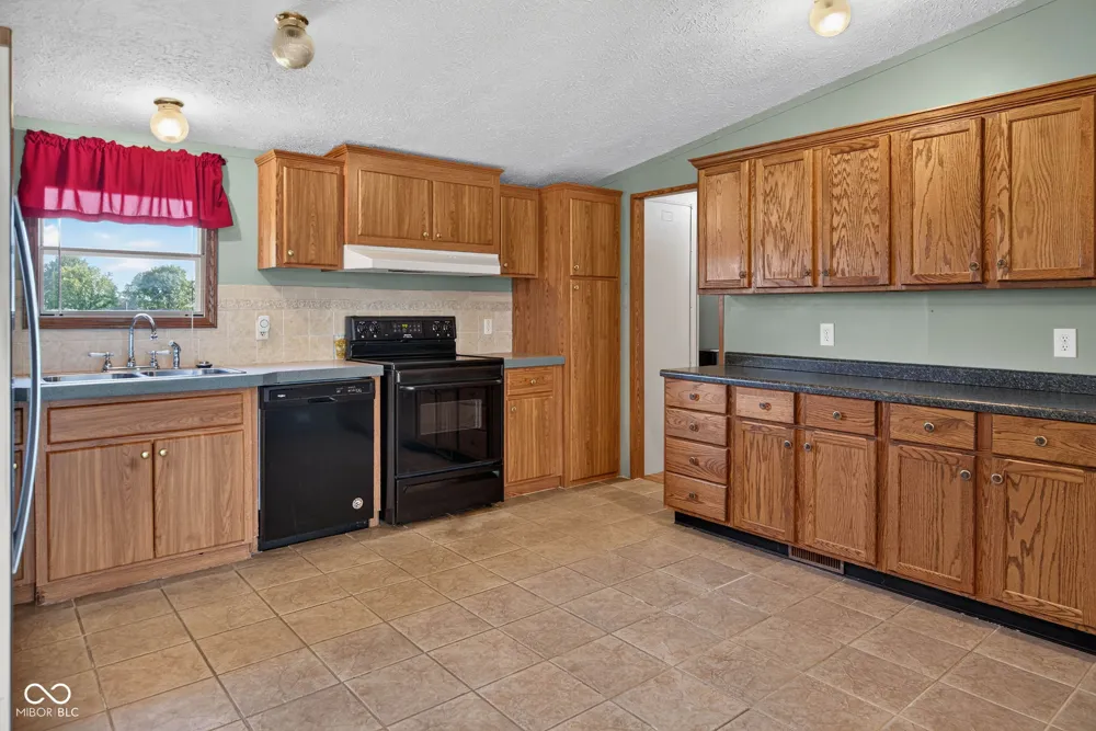 2058 W County Road 650 Middletown, IN 47356