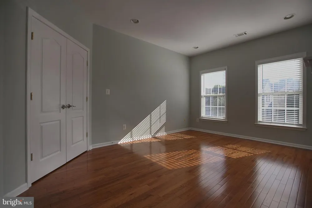 43314 FULLERTON STREET Ashburn, VA 20147
