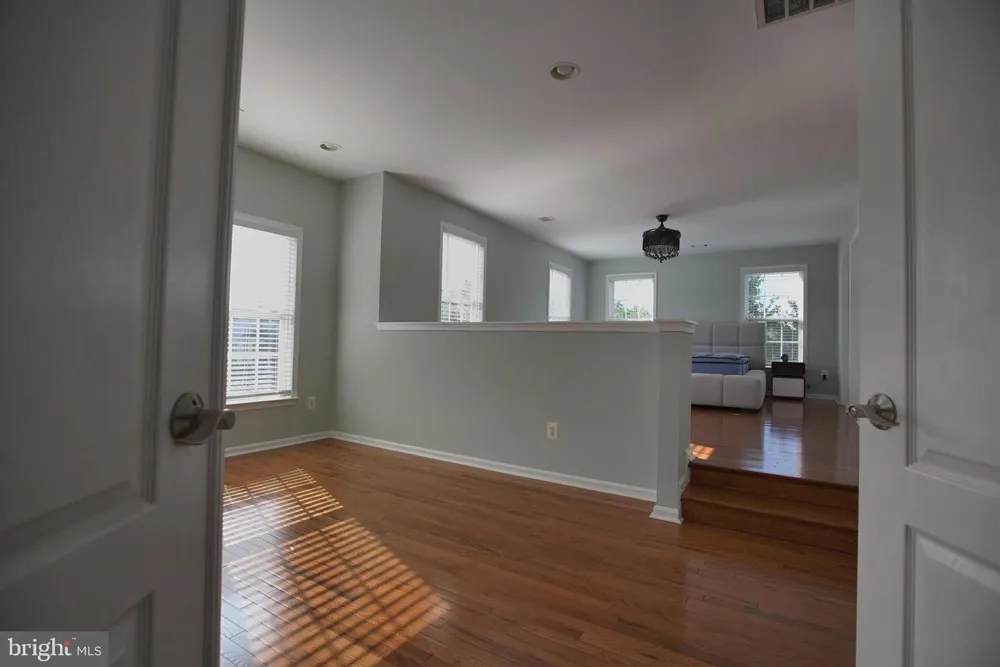 43314 FULLERTON STREET Ashburn, VA 20147