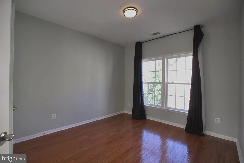 43314 FULLERTON STREET Ashburn, VA 20147