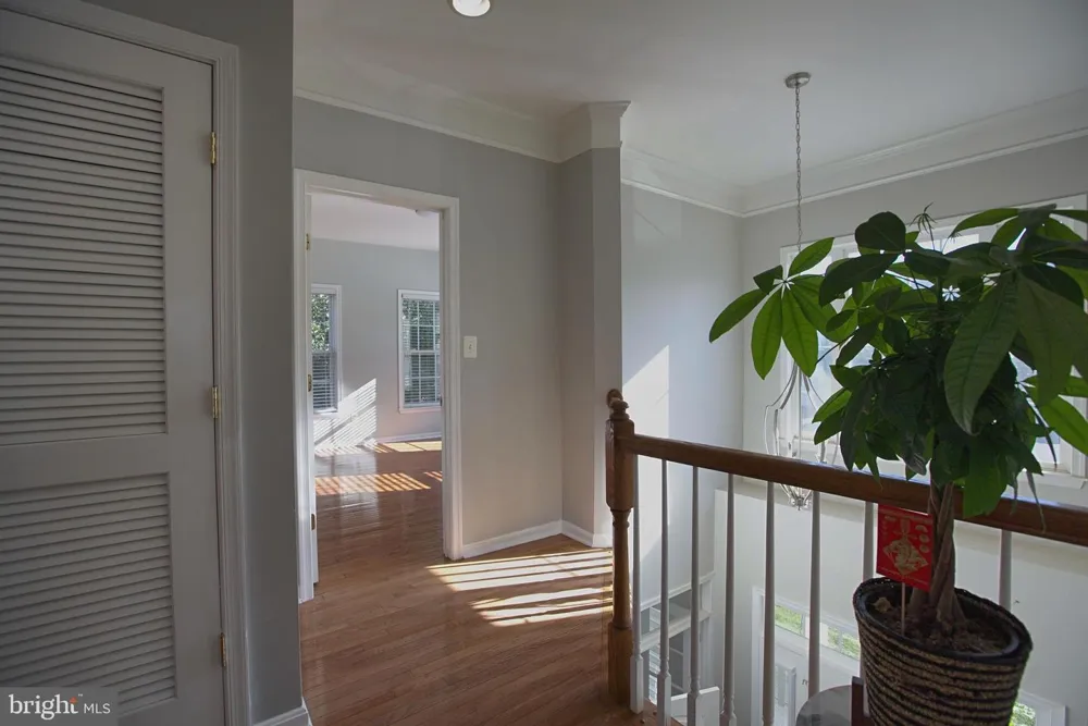 43314 FULLERTON STREET Ashburn, VA 20147