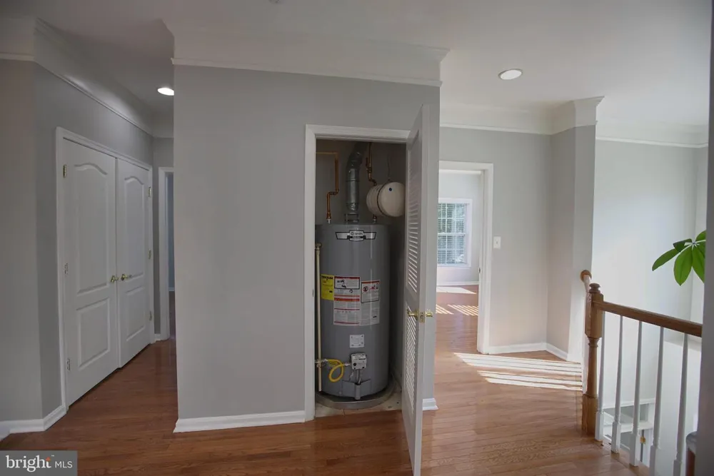43314 FULLERTON STREET Ashburn, VA 20147